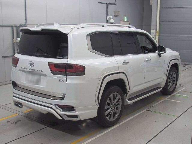 TOYOTA LAND CRUISER 2024
