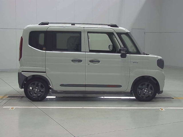 SUZUKI SPACIA GEAR 2024