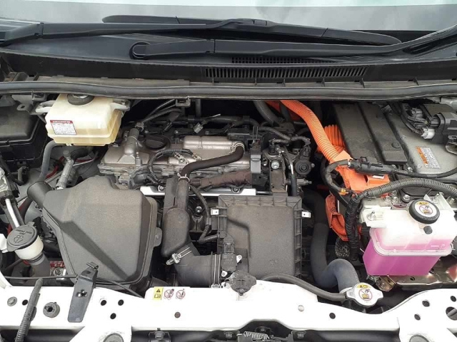 TOYOTA NOAH 2021