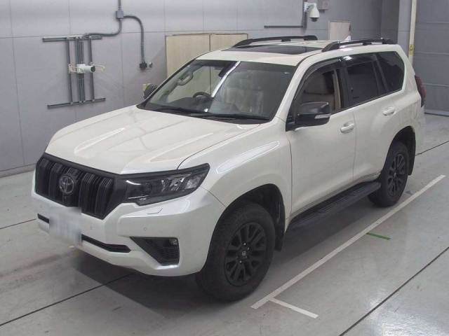 TOYOTA LAND CRUISER PRADO 2023