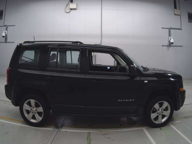 CHRYSLER JEEP PATRIOT 2012