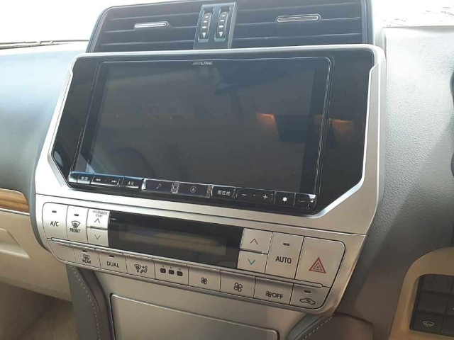 TOYOTA LAND CRUISER PRADO 2022