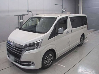 TOYOTA GRANACE 2023