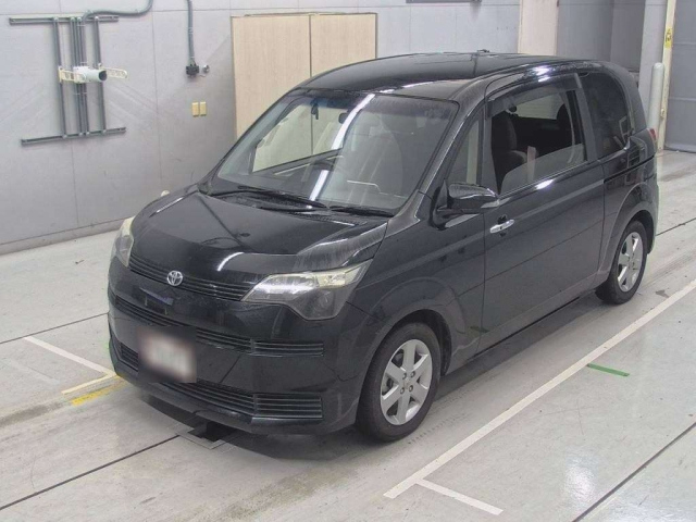 TOYOTA SPADE 2013
