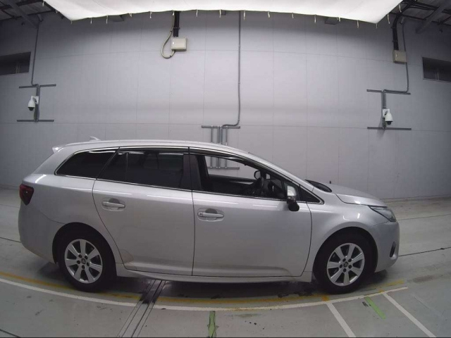 TOYOTA AVENSIS WAGON 2016