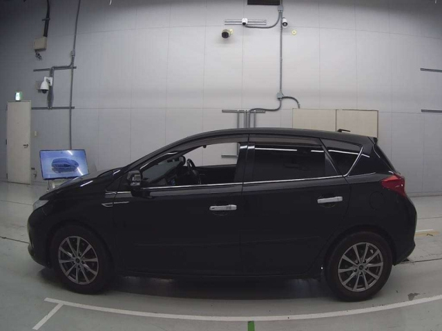 TOYOTA AURIS 2014