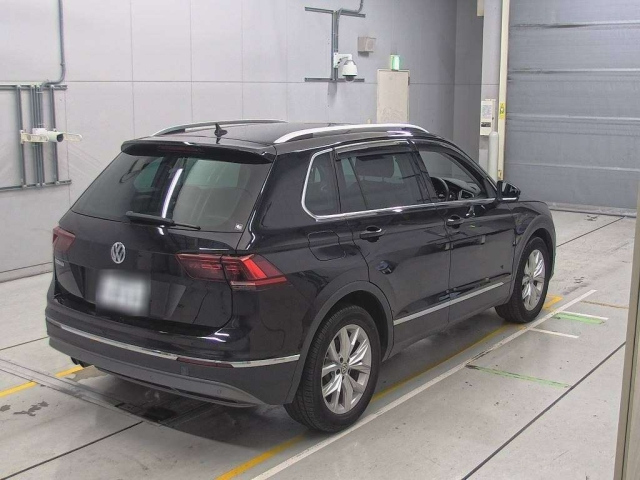 VOLKSWAGEN TIGUAN 2020