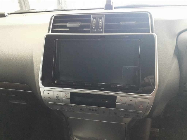 TOYOTA LAND CRUISER PRADO 2022