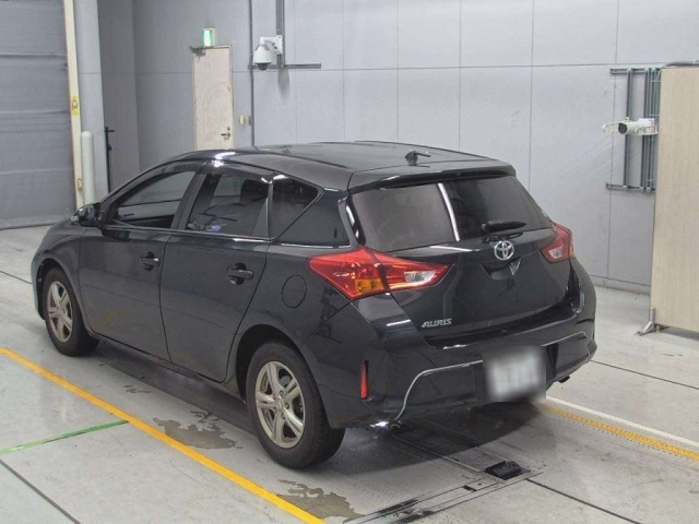 TOYOTA AURIS 2013