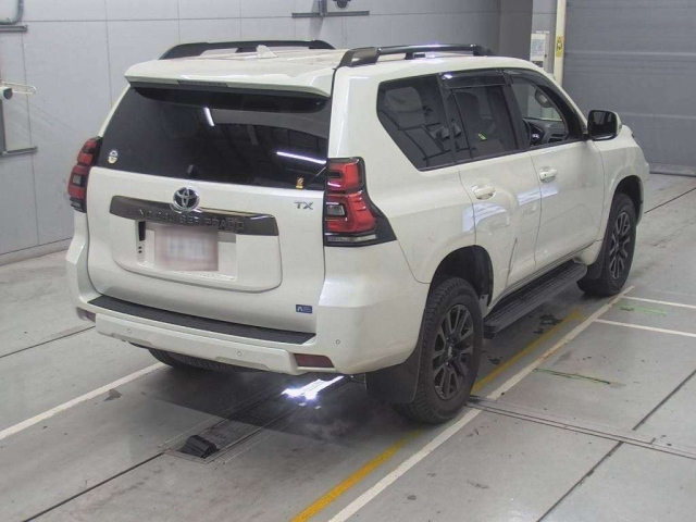 TOYOTA LAND CRUISER PRADO 2021
