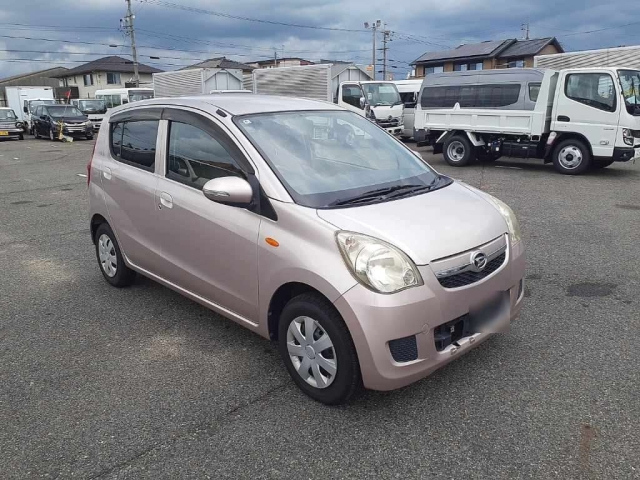 DAIHATSU MIRA 2010
