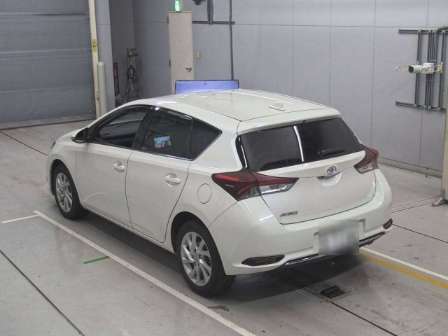 TOYOTA AURIS 2017