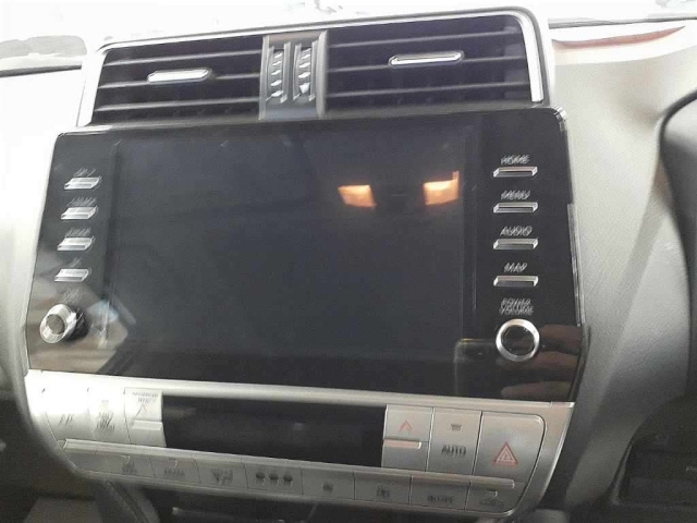 TOYOTA LAND CRUISER PRADO 2021