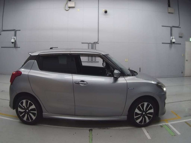 SUZUKI SWIFT 2017