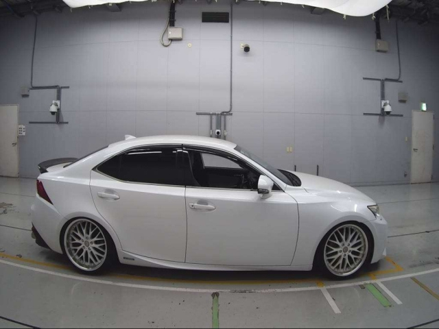 LEXUS IS 2013