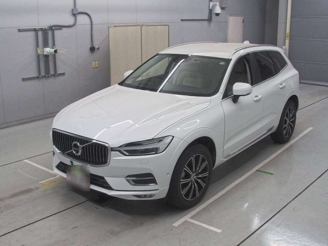 VOLVO XC60 2020