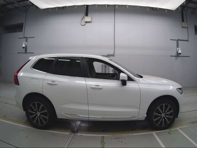 VOLVO XC60 2020