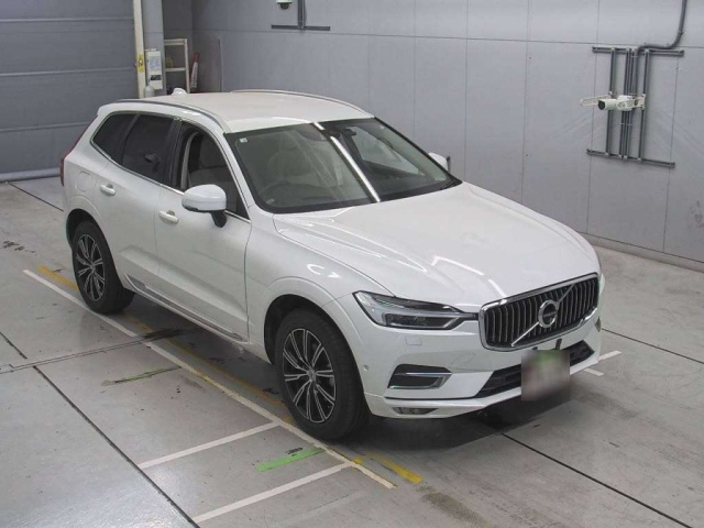 VOLVO XC60 2020