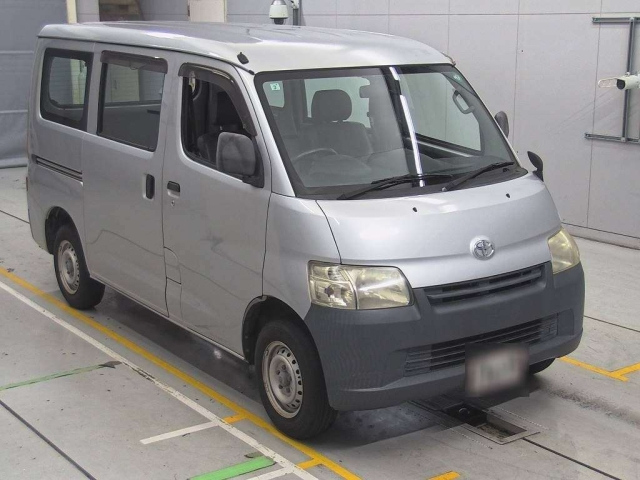 TOYOTA TOWN ACE VAN 2015