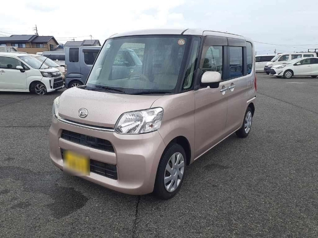 DAIHATSU TANTO 2014