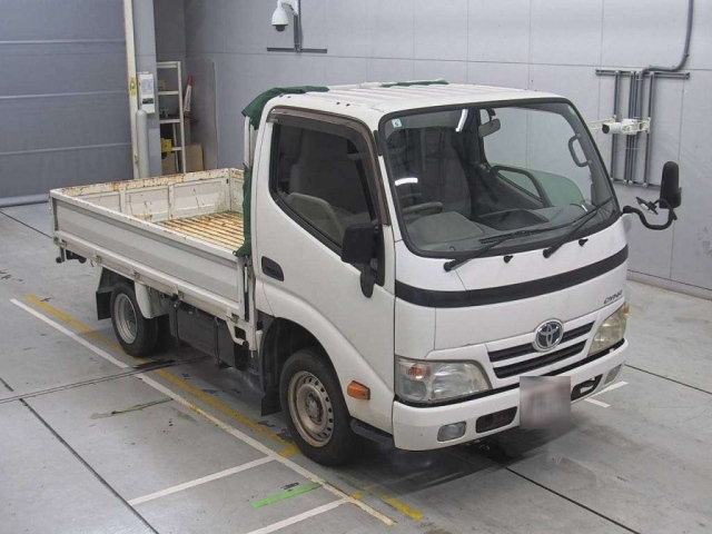 TOYOTA DYNA 2012
