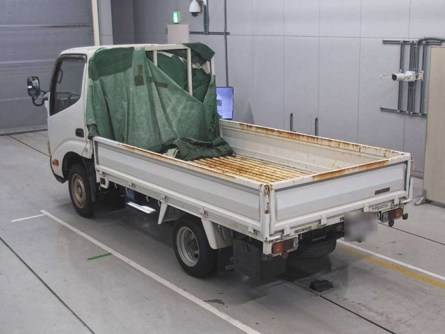 TOYOTA DYNA 2012