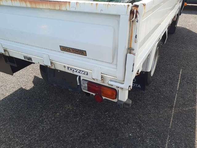 TOYOTA DYNA 2012