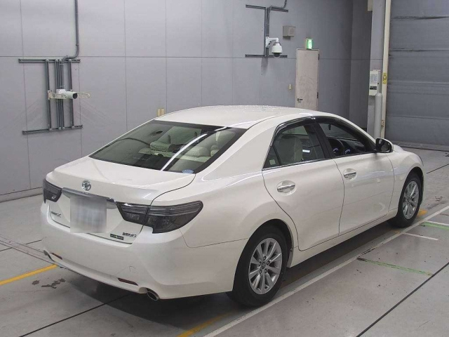 TOYOTA MARK X 2019