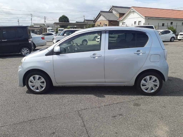 DAIHATSU MIRA E S 2014