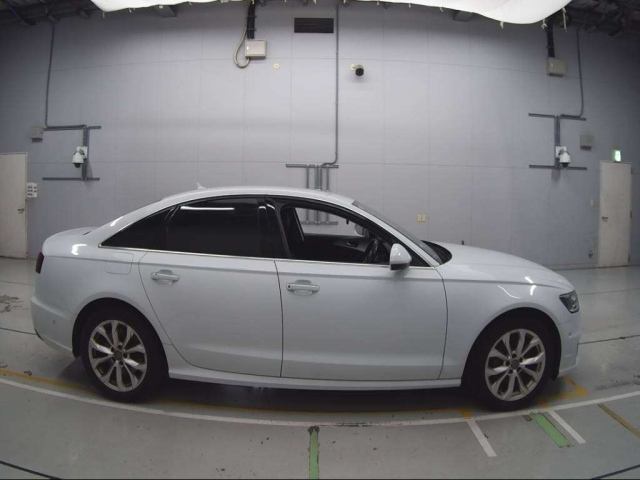 AUDI A6 2016
