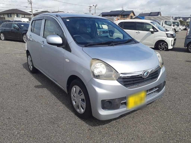 DAIHATSU MIRA E S 2014