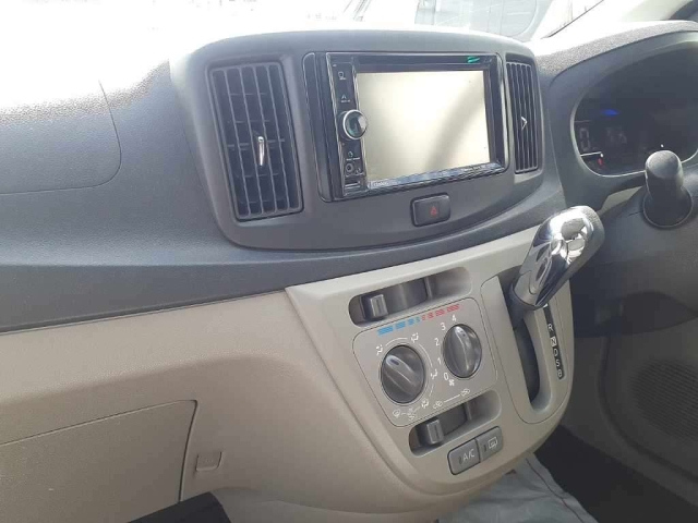 DAIHATSU MIRA E S 2014