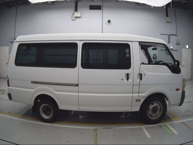MAZDA BONGO BRAWNY VAN 2010