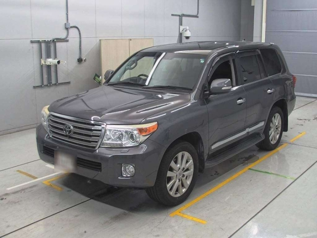 TOYOTA LAND CRUISER 2013