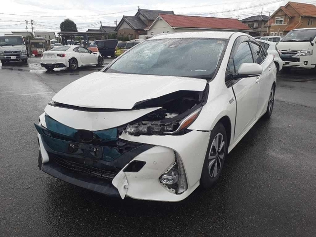 TOYOTA PRIUS PHV 2017