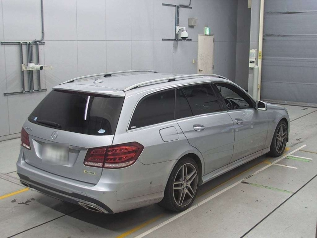 MERCEDES BENZ E CLASS WAGON 2013