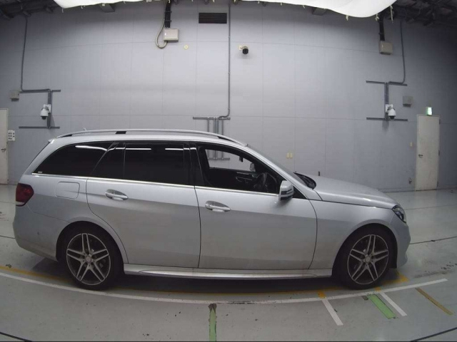 MERCEDES BENZ E CLASS WAGON 2013
