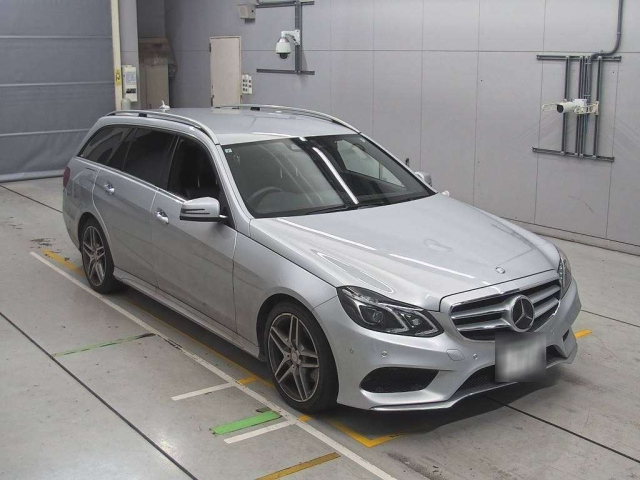 MERCEDES BENZ E CLASS WAGON 2013