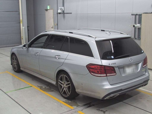 MERCEDES BENZ E CLASS WAGON 2013