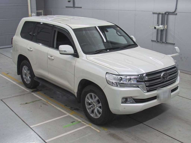 TOYOTA LAND CRUISER 2016