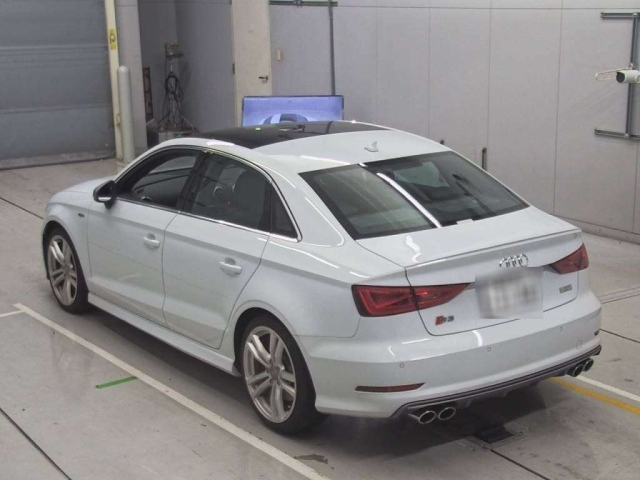 AUDI S3 2015