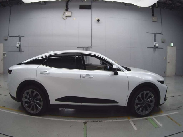 TOYOTA CROWN CROSSOVER 2023