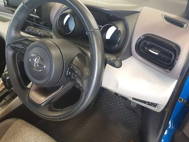 TOYOTA YARIS 2022