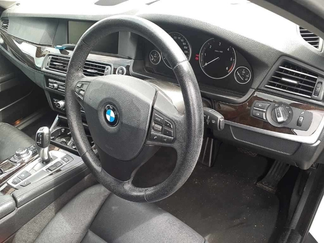 BMW 5 SERIES 2012