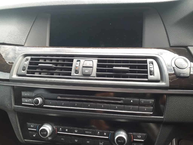 BMW 5 SERIES 2012