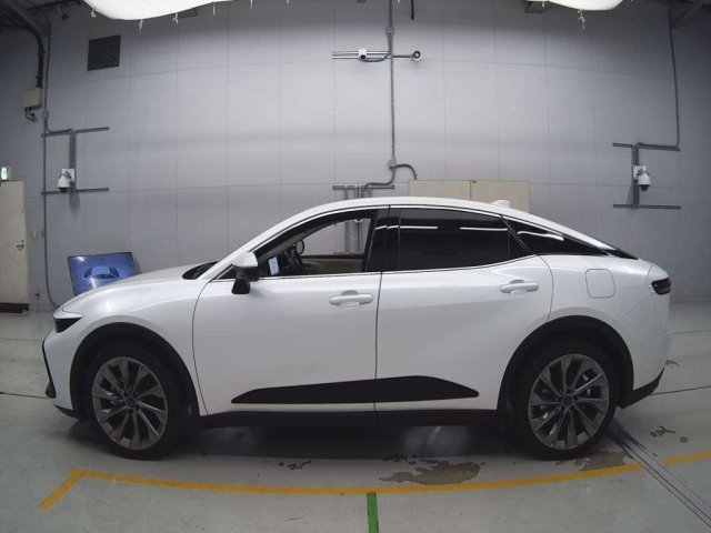 TOYOTA CROWN CROSSOVER 2023