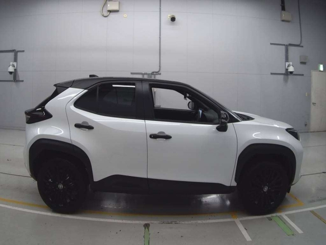TOYOTA YARIS CROSS 2025