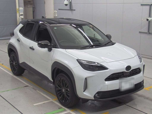 TOYOTA YARIS CROSS 2025