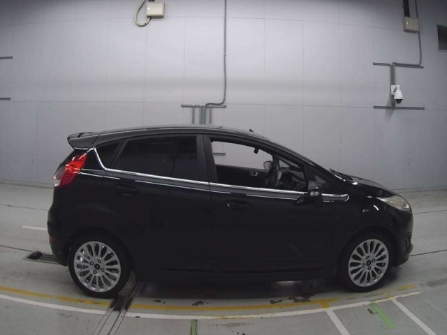 FORD FIESTA 2016