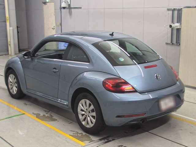 VOLKSWAGEN THE BEETLE 2016